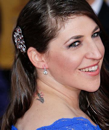 Mayim Bialik 2024: dating, net worth, tattoos, smoking & body ...