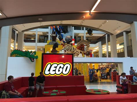 LEGO® Store Review - Mall of America — Bricks for Bricks