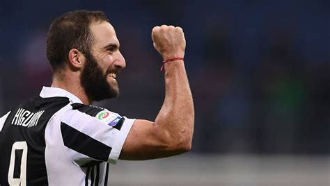 Higuain Is the Second Player in Last 20 Years to Reach 100 Goals in Two ...