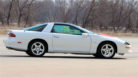 Descubrir 72+ imagen 1997 camaro ss 30th anniversary for sale - Abzlocal.mx