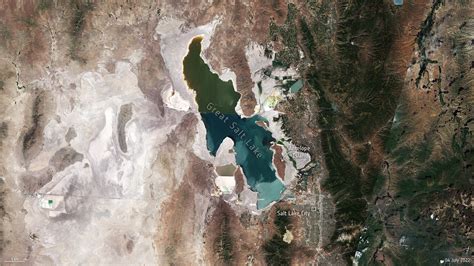 ESA - Great Salt Lake: from 1985 to 2022