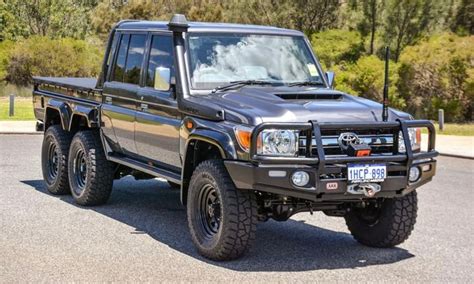 Do you fancy this Toyota Land Cruiser with six-wheel drive? | VISOR.PH