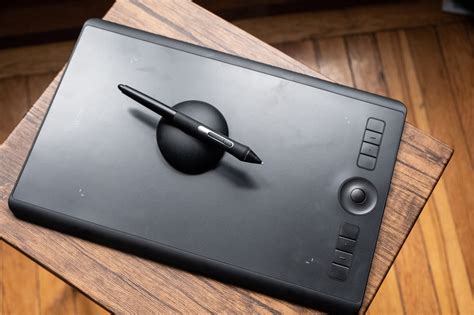 Review: The Wacom Intuos Pro is a workflow-boosting machine: Digital ...