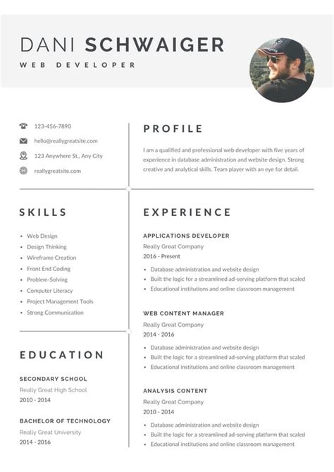 Free printable resume templates you can customize | Canva