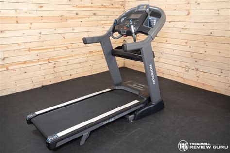 Horizon 7.8 AT Treadmill Review 2023 | TreadmillReviewGuru.com