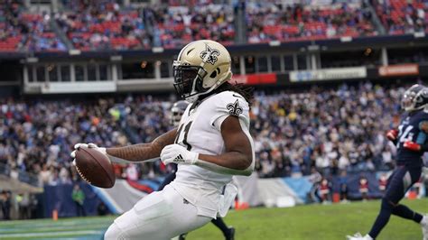 Alvin Kamara hammers in his second TD run | Saints-Titans Highlights