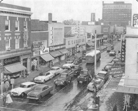 Photo Gallery • 1950's 5th Avenue