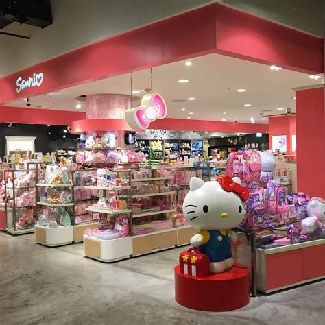 170 Likes, 10 Comments - @hellokittytreasure on Instagram: “#sanrio store at #centralworld in # ...