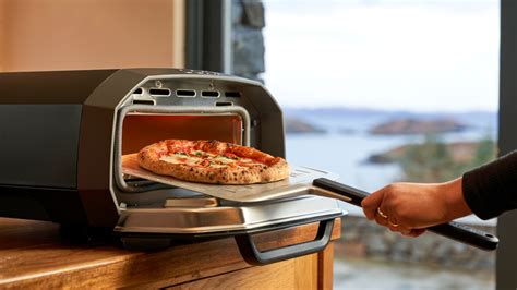 Review: Ooni’s Volt Is the Best Indoor Pizza Maker on the Market Now ...