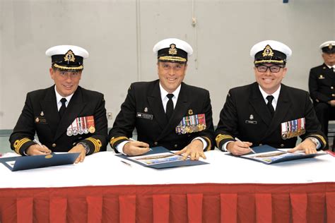 HMCS Ottawa Change of Command - Pacific Navy News : Pacific Navy News