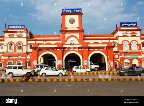 Gorakhpur railway station hi-res stock photography and images - Alamy