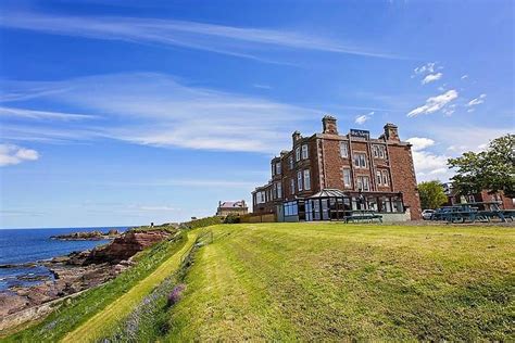 BAYSWELL PARK HOTEL - Updated 2021 Prices, Reviews, and Photos (Dunbar ...