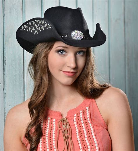 Bullhide Let's Get Loud Wool Cowgirl Hat in 2020 | Stylish hats, Cowgirl hats, Cute country outfits