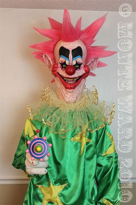 spike killer klown statue 3 by dreggs88 | Clown horror, Scary clowns, Creepy clown