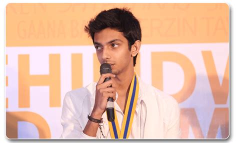 Anirudh - Behindwoods Gold Medal Winner 2013 - Best Music for Vanakkam Chennai and Ethir Neechal ...