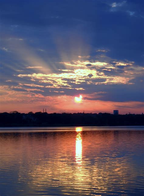 White Rock Lake, Dallas, Texas: Spectacular Sunsets at Sunset Bay, White Rock Lake, Dallas