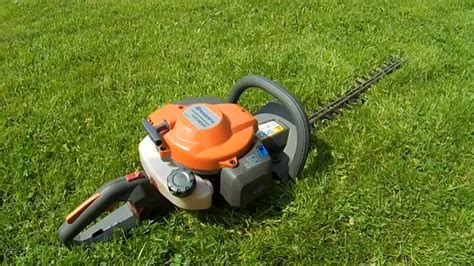 Husqvarna 122HD60 Gas Hedge Trimmer Review - Forestry Reviews