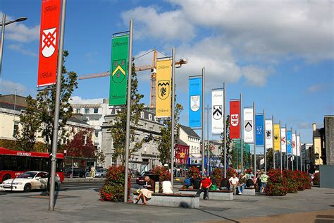 Eyre Square | Sightseeing | Galway