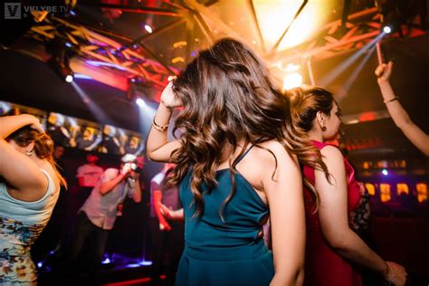 Baku Nightlife: 20 Best Bars and Nightclubs - Azerbaijan ...