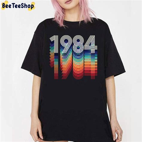 Vintage 1984 Retro Rainbow Lines Unisex T-Shirt - Beeteeshop