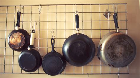 12 DIY pot rack projects to save space in your kitchen