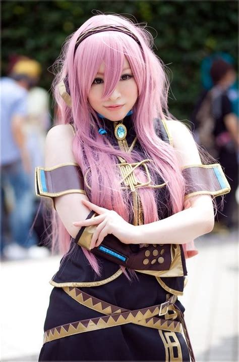 Luka Megurine [VOCALOID] ♥ the cosplay I want to do the most Cosplay ...