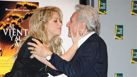 Shakira's father is in critical condition and cannot enter surgery