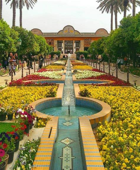 Narenjestan in Shiraz, Iran | Shiraz iran, Iran pictures, Shiraz