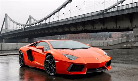 Lamborghini Aventador vs Ferrari F12 - Exotic Car List