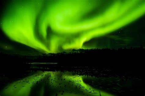 Making heaven in a lab: Scientists solve aurora mystery