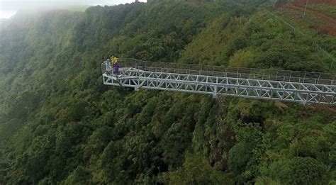 India's Longest Cantilever Glass bridge in Vagamon Kerala - Trip2kerala