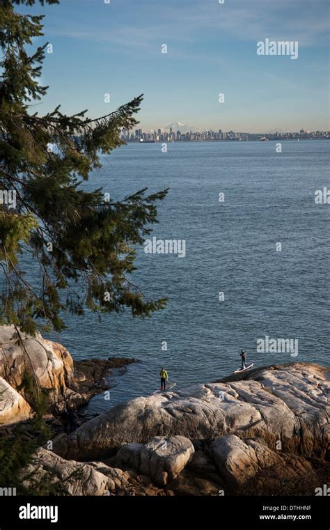 Downtown vancouver skyline hi-res stock photography and images - Alamy