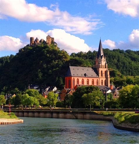 Oberwesel_Schonburg Castle_Liebfrauenkirche