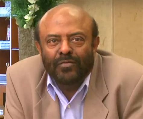 Shiv Nadar Biography - Facts, Childhood, Family Life & Achievements