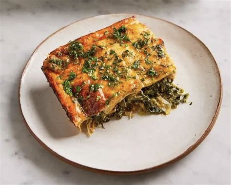 Greek spinach, feta and lemon phyllo pie | table&spoon