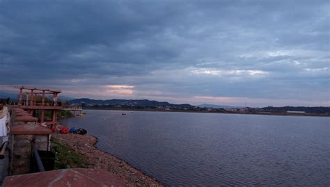 MichaelPocketList: Rawal Lake View in Islamabad, Pakistan [OS] [4160x2368]