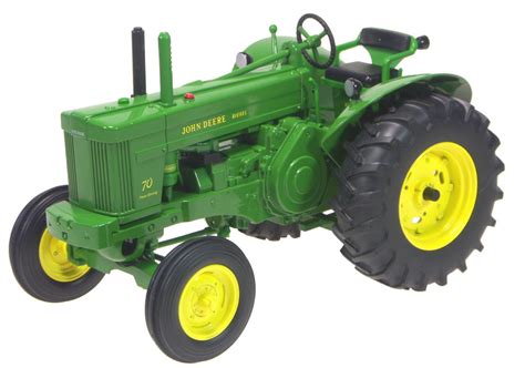 JOHN DEERE 70 DIESEL TRACTOR (1953) with wide front axle | Collector Models