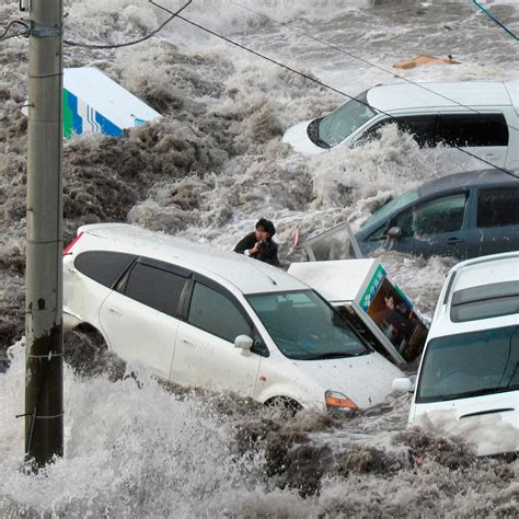 Japan tsunami: 60 powerful photos of the earthquake and nuclear ...