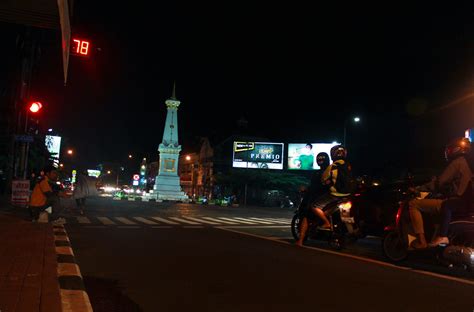 Jogja at Night City Tour in Yogyakarta - Withlocals.com