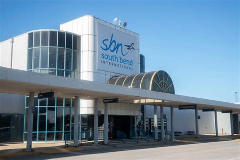 South Bend airport faces national crew shortage, fewer, pricier flights