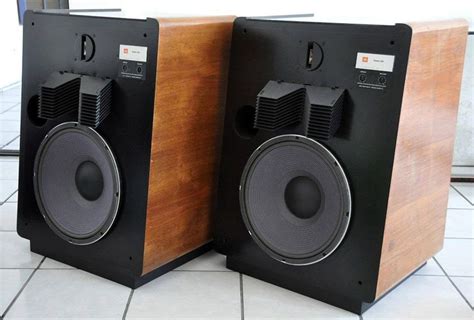 Legendary JBL L300 | Audio system, Vintage electronics, Audiophile speakers