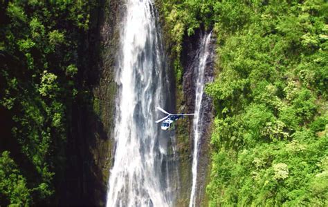 The Best Helicopter Tour Kauai Has | Island Helicopters