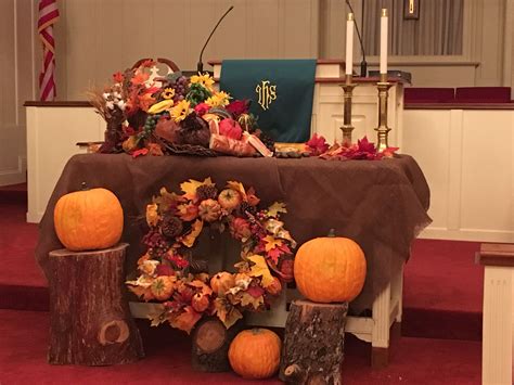 Thanksgiving altar at SPUMC 2017 | Fall wreath, Decor, Home decor