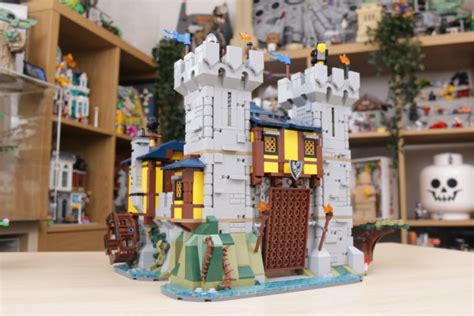 How to improve the LEGO Creator 3-in-1 31120 Medieval Castle