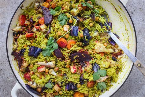 Baked Winter Vegetable Pilau Rice {vegan} - food to glow