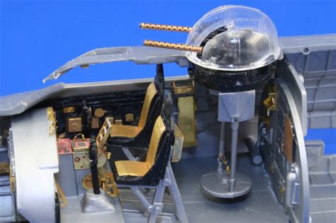 B-17G cockpit interior REVELL/MONOGRAM Eduard 49337