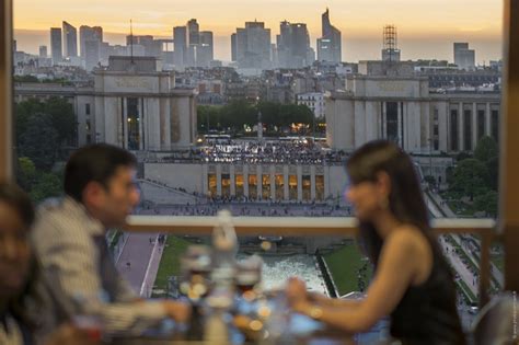 Dinner at the Eiffel Tower | 58 Tour Eiffel - Paris Webservices