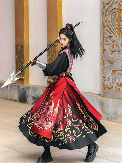 hanfulondon _ Female warrior with spear•Chinese martial arts style nel ...