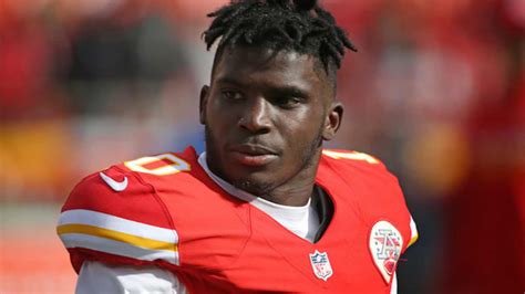 Tyreek Hill Net Worth, NFL Contract, Endorsements, Girlfriend, Parents, and House– FirstSportz