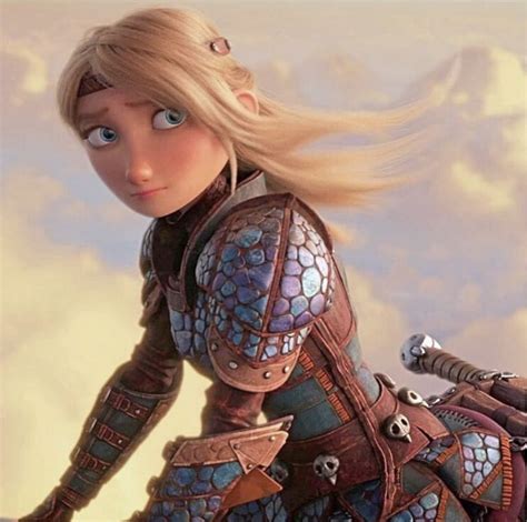 Astrid Hofferson. | How to train your dragon, How to train dragon, Httyd